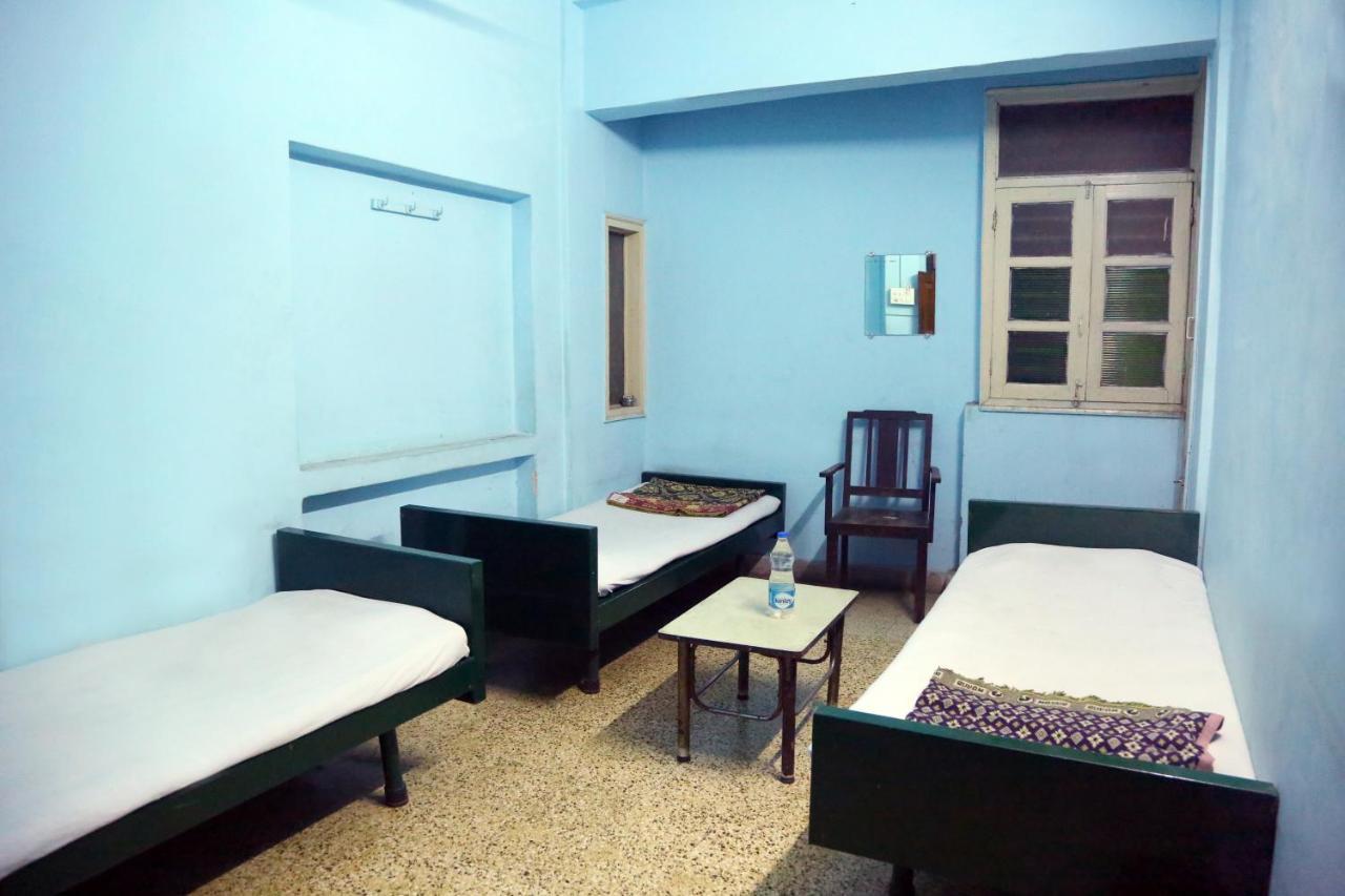 Solanki Guest House Kolhápur Kültér fotó